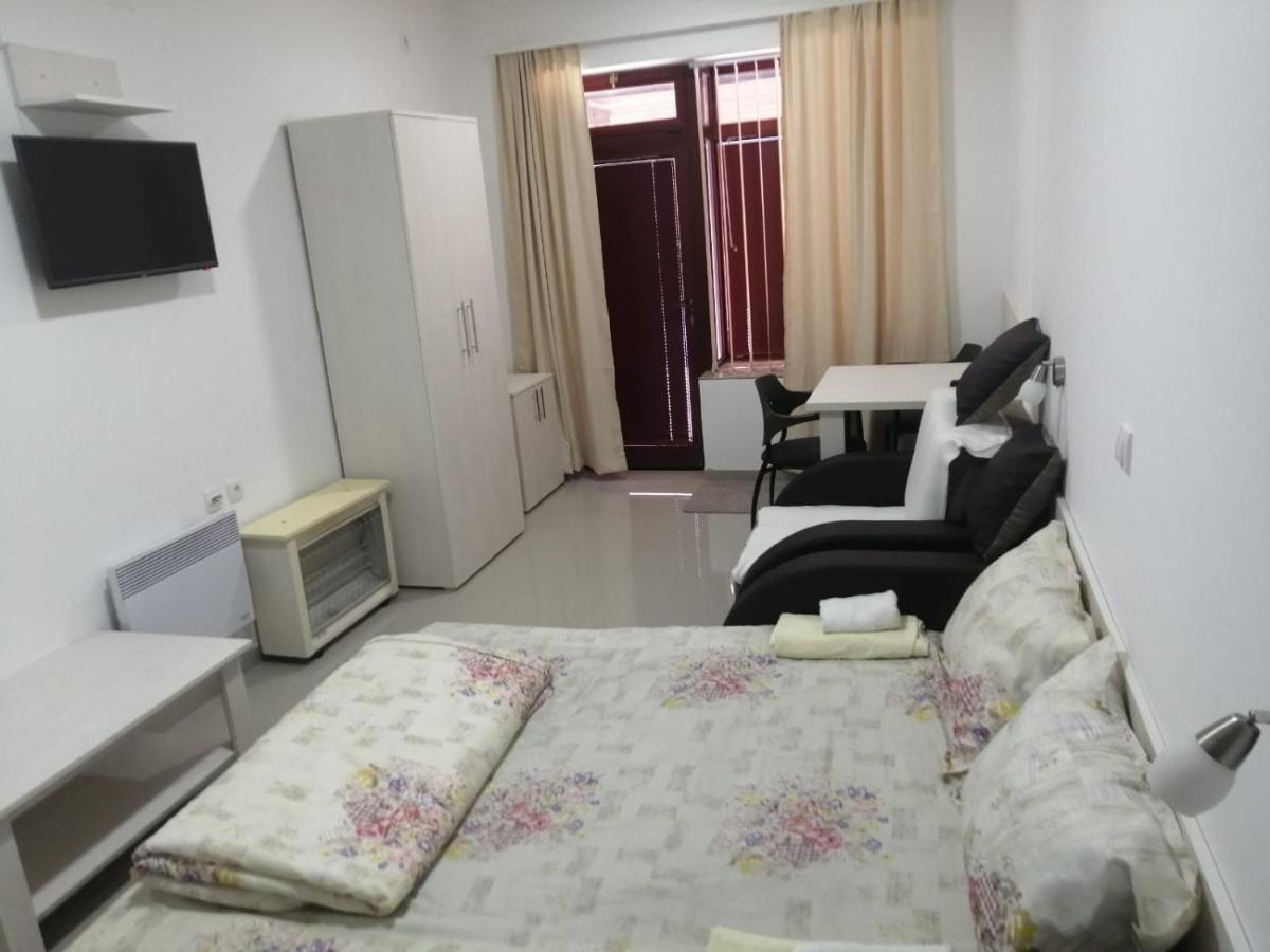 Apartment Maka 3 Soko Banja Esterno foto