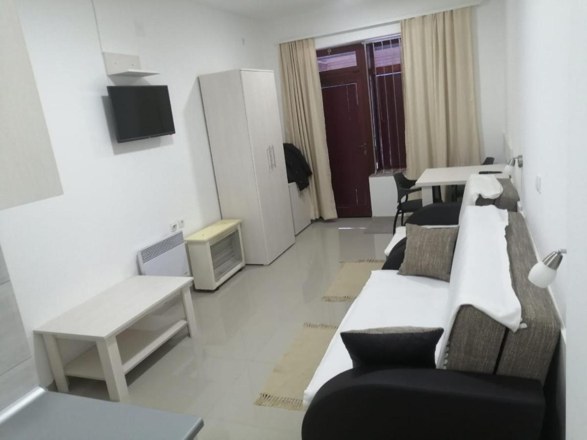 Apartment Maka 3 Soko Banja Esterno foto